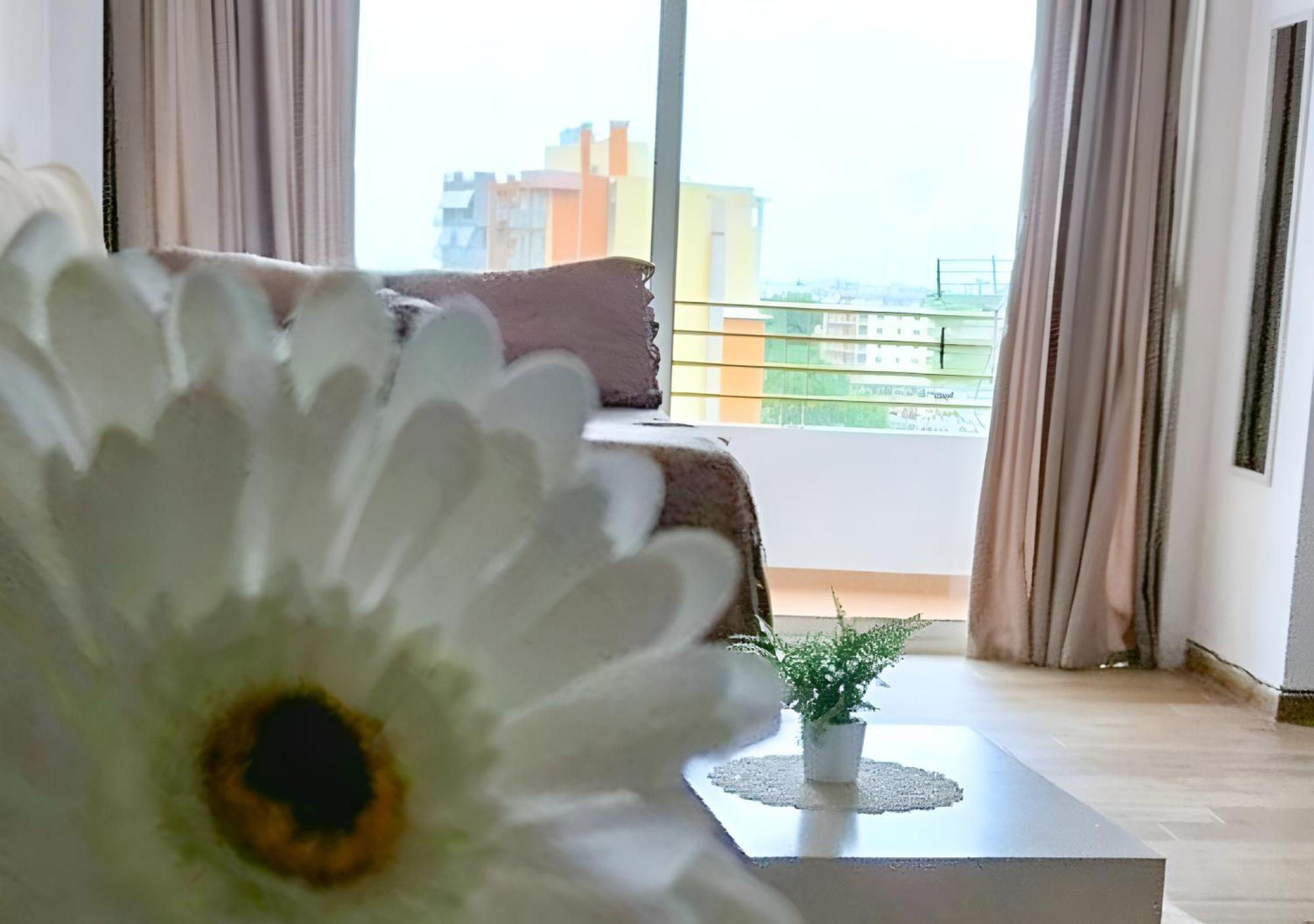 Apartment Yellow Building Durres